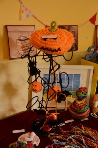 crochet pumpkin tea cosy