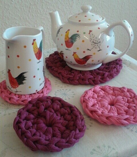 crochet teapot stand and coasters