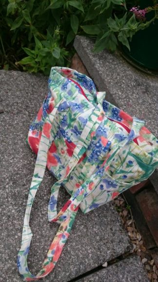 make a summer bag